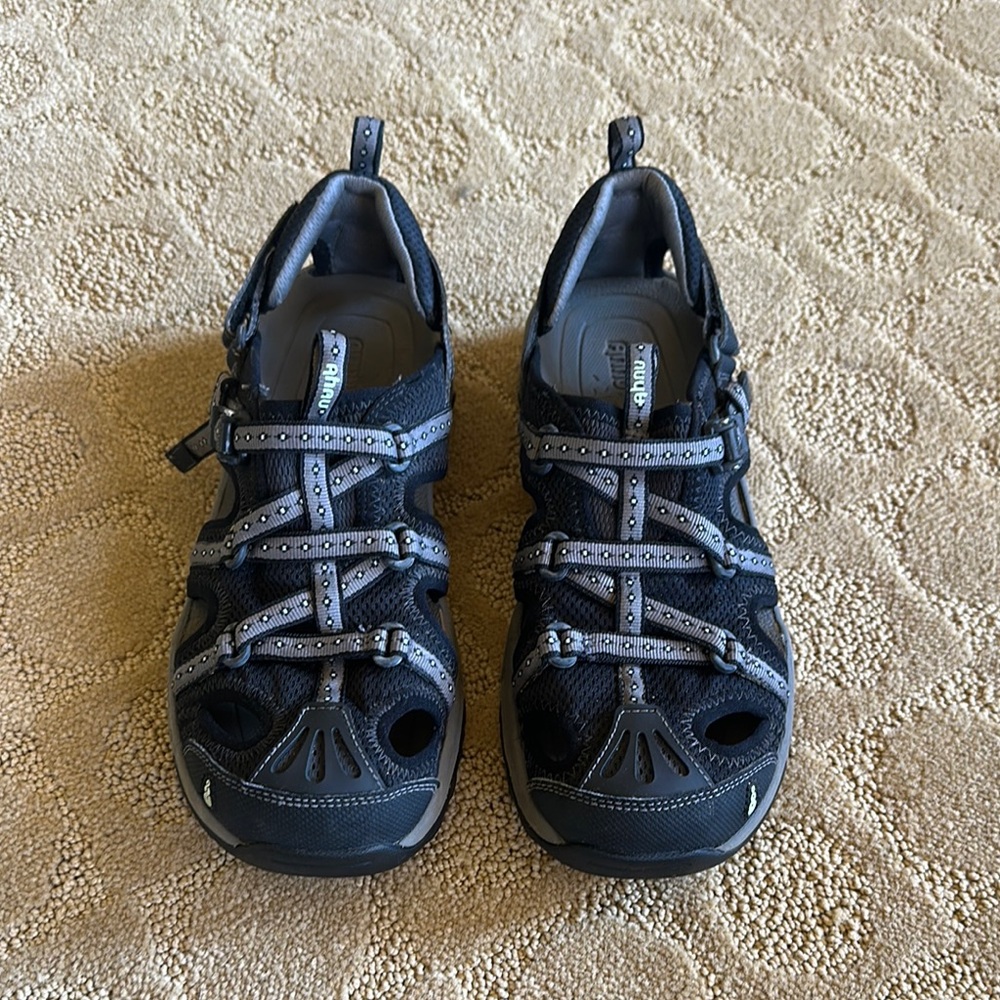 Black and Gray Outdoor hiking sandals